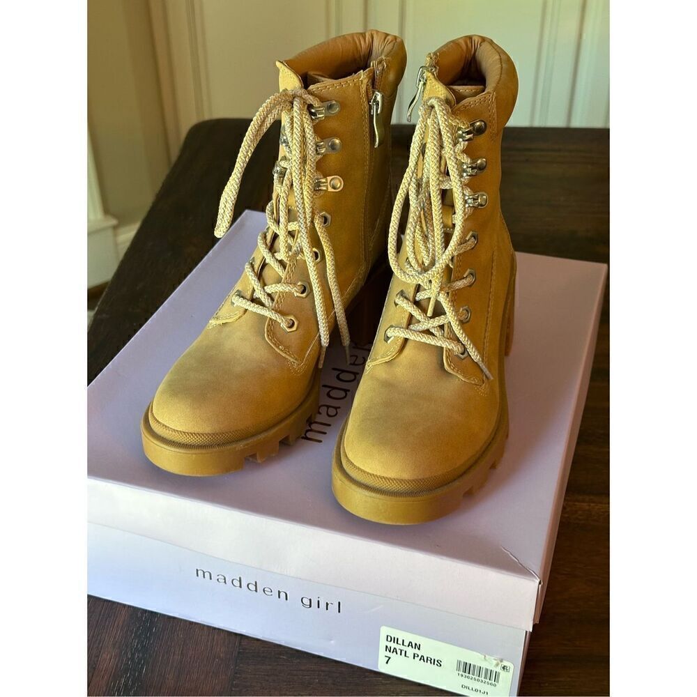 Madden Girl Dillon Boots in natural